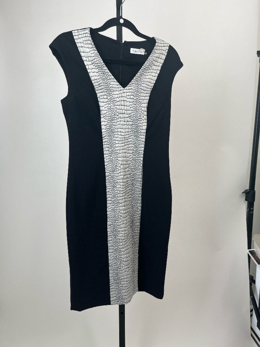 Calvin Klein Dress - Black / White - Size 6